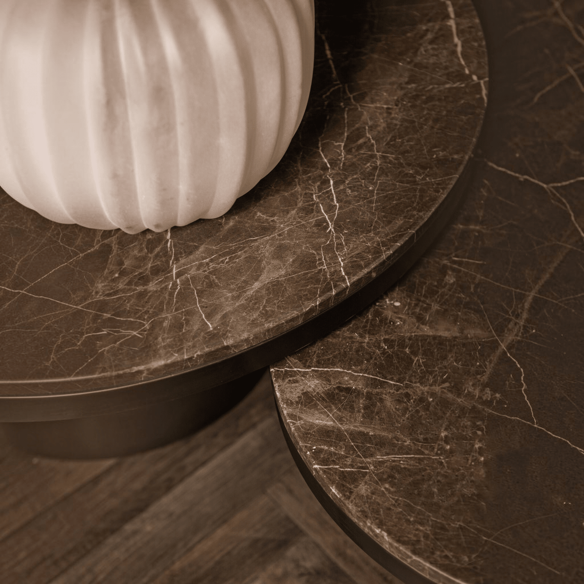 PTMD | Bregt Salontafel | Donkerbruin Marmer Rond Hoog - PTMD - Woonboutique