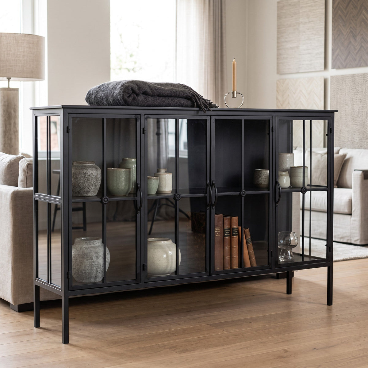 PTMD Cave Dressoir Laag | Zwart IJzer & Glas - PTMD - Woonboutique