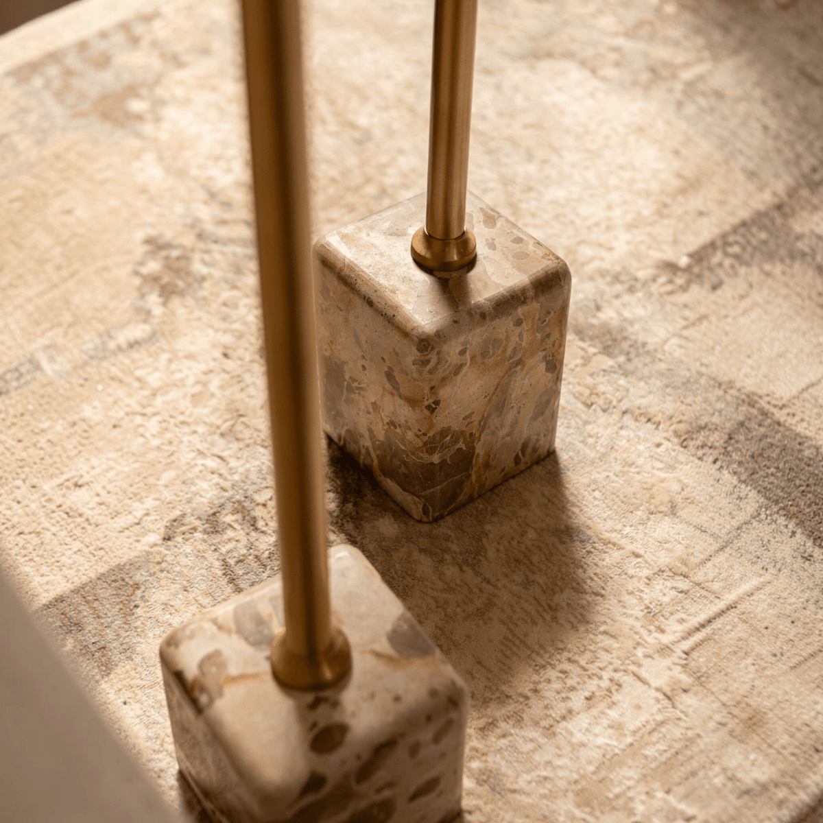 PTMD | Ebe Bijzettafel | Beige Marmeren Voet Laag - PTMD - Woonboutique