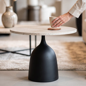 PTMD | Patras Bijzettafel | Beige Marmer met Zwart Stalen Onderstel - PTMD - Woonboutique